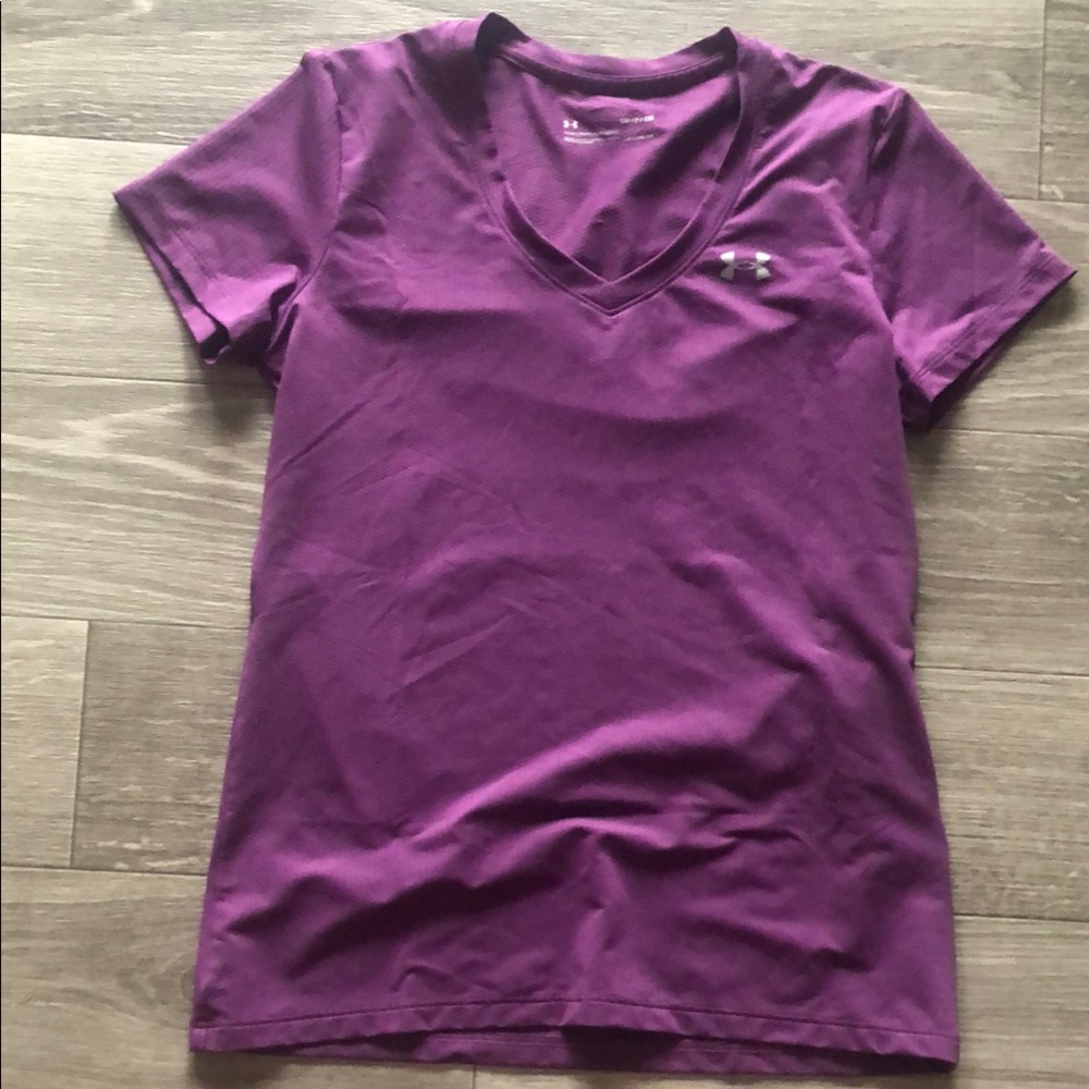 Under Armour Women's Purple V-Neck Top